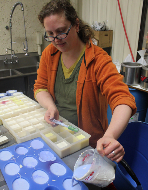 Amber pouring soap