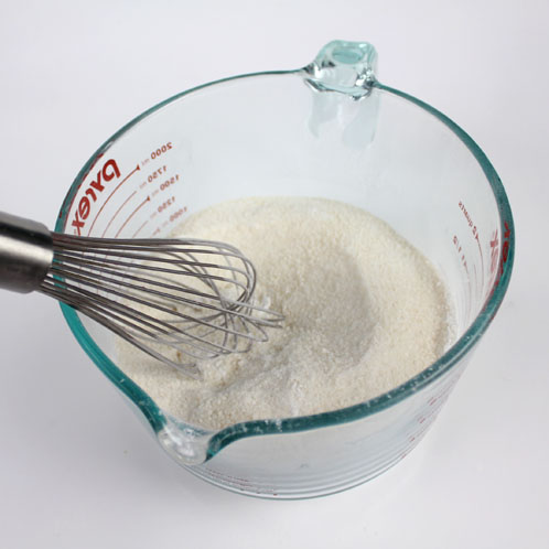 Whisking dry ingredients