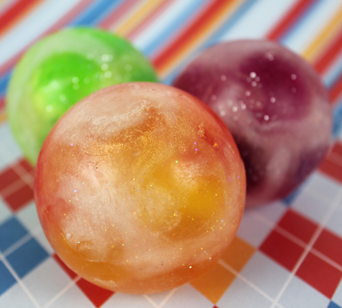 These Bouncy Ball Soaps look just like the classic toy!