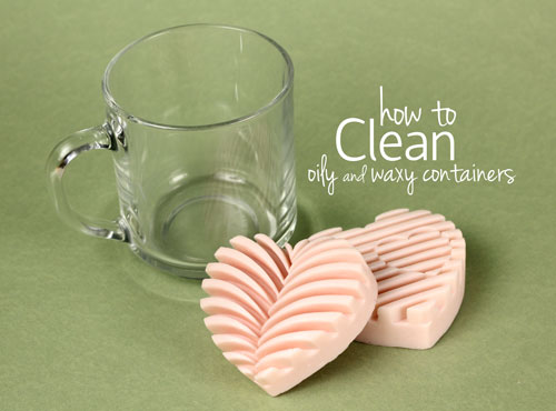 Here is how we clean our silicone wax melt molds. Easy peasy